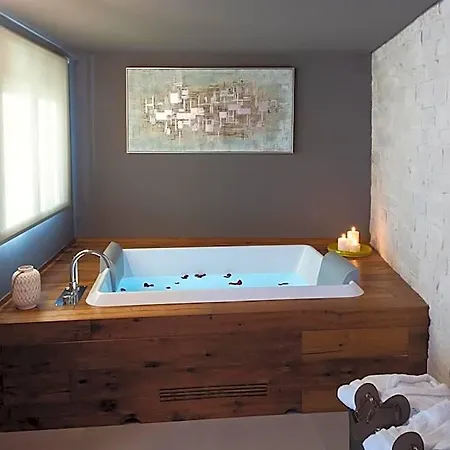 Petrantiche - Diffuso Hotel 3*